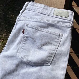 Levi curve classic boot cut jeans size 16 short